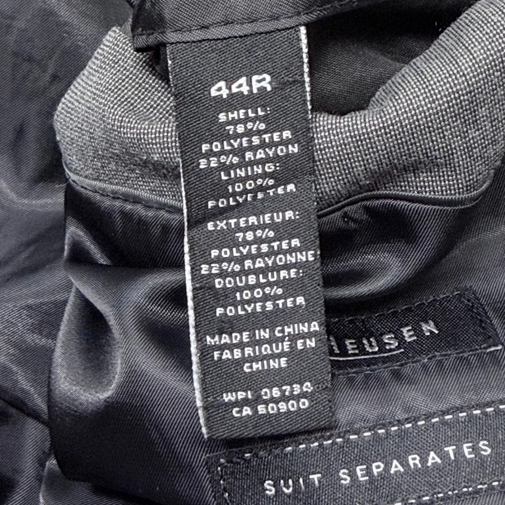 Van Heusen Mens 44R Grey Suit Jacket Blazer Two Button Textured Suit Separates